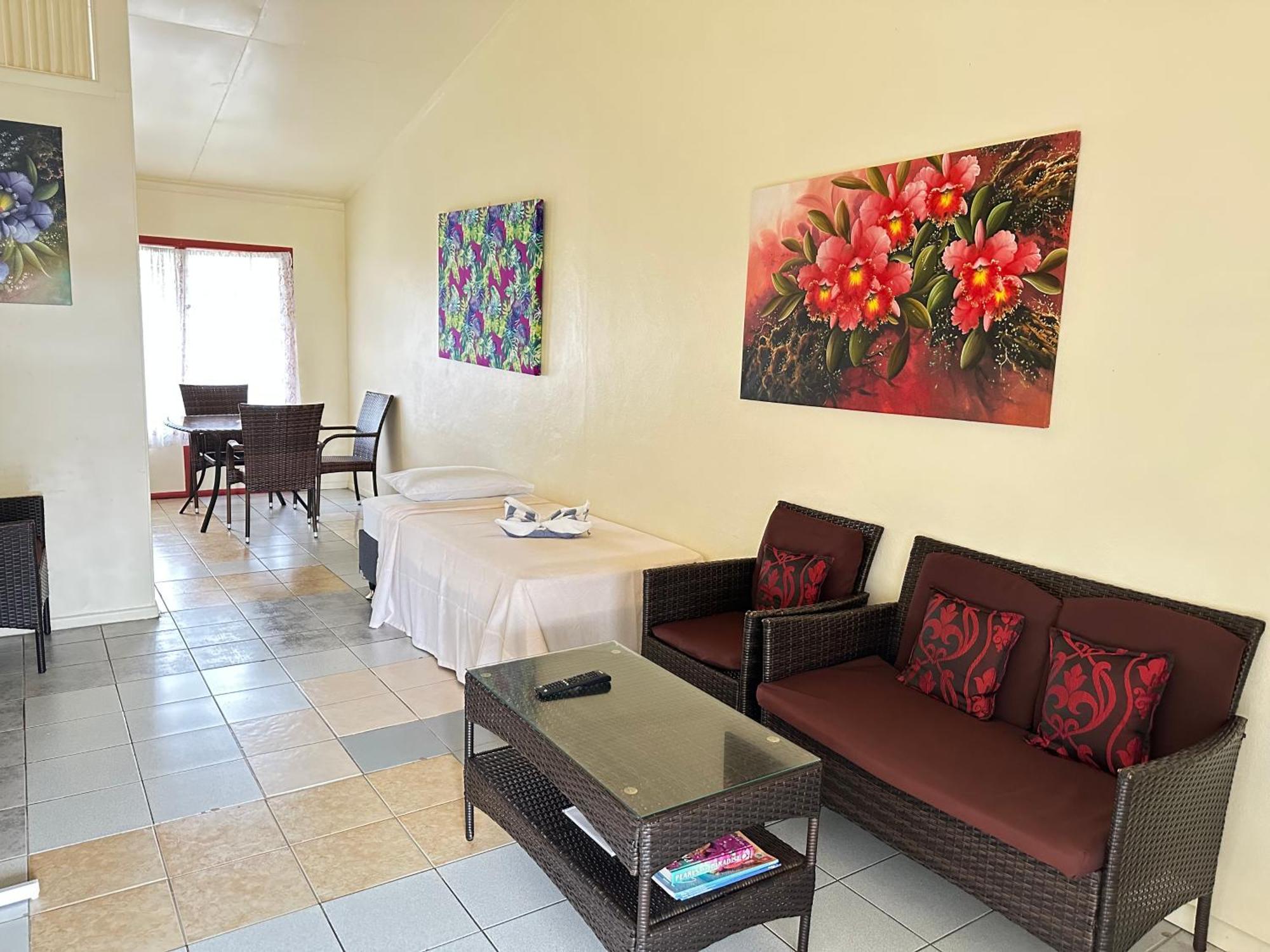 Kiikii Inn & Suites Rarotonga Exterior foto